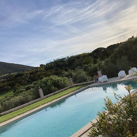 Agriturismo Is Conchisceddas Gonnosfanàdiga Екстериор снимка